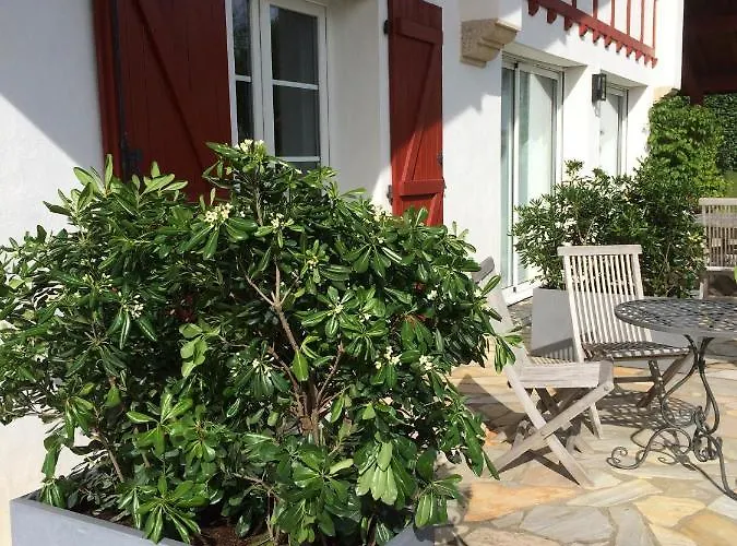 Urbegia Bed & Breakfast Ascain