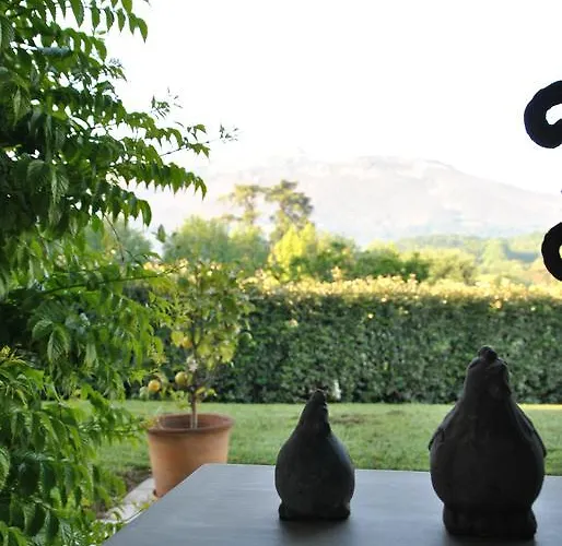 Urbegia Bed & Breakfast Ascain